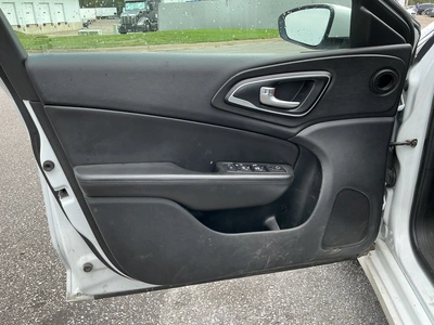 Used 2017 CHRYSLER 200 Sedans Michigan US | Miedema Asset Management Group #1397215