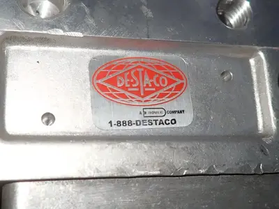 Used DESTACO 82M323005NC8 Clamps | HGR 24 #732113