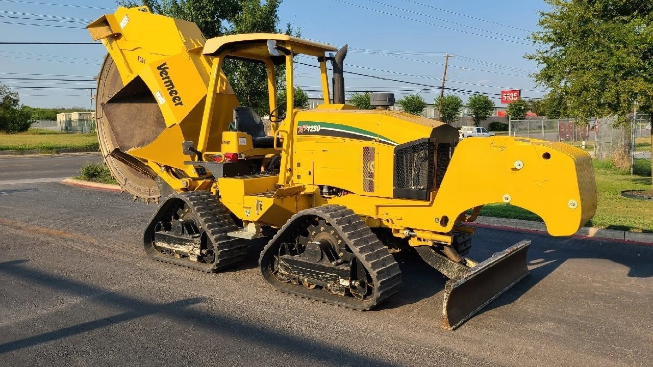 USED 2017 Vermeer RT1250