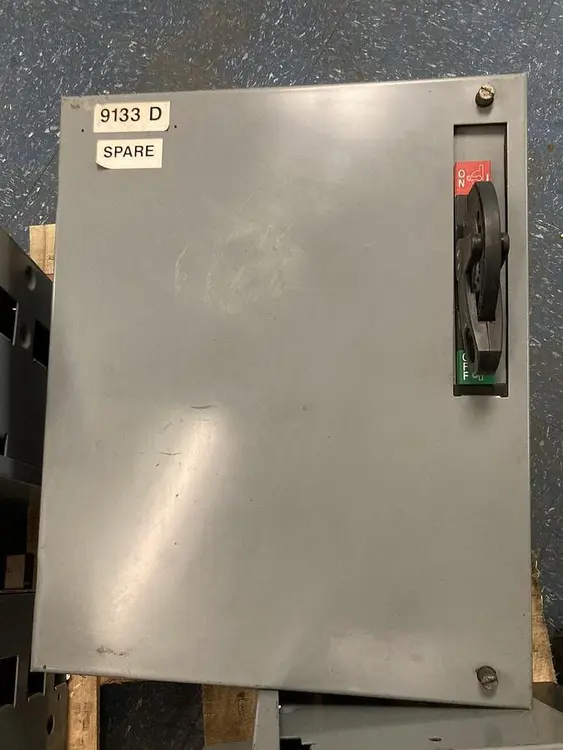 Used ALLEN-BRADLEY 2192F-DJC-26R-79U Disconnects | Surplus Asset Holdings #1227690