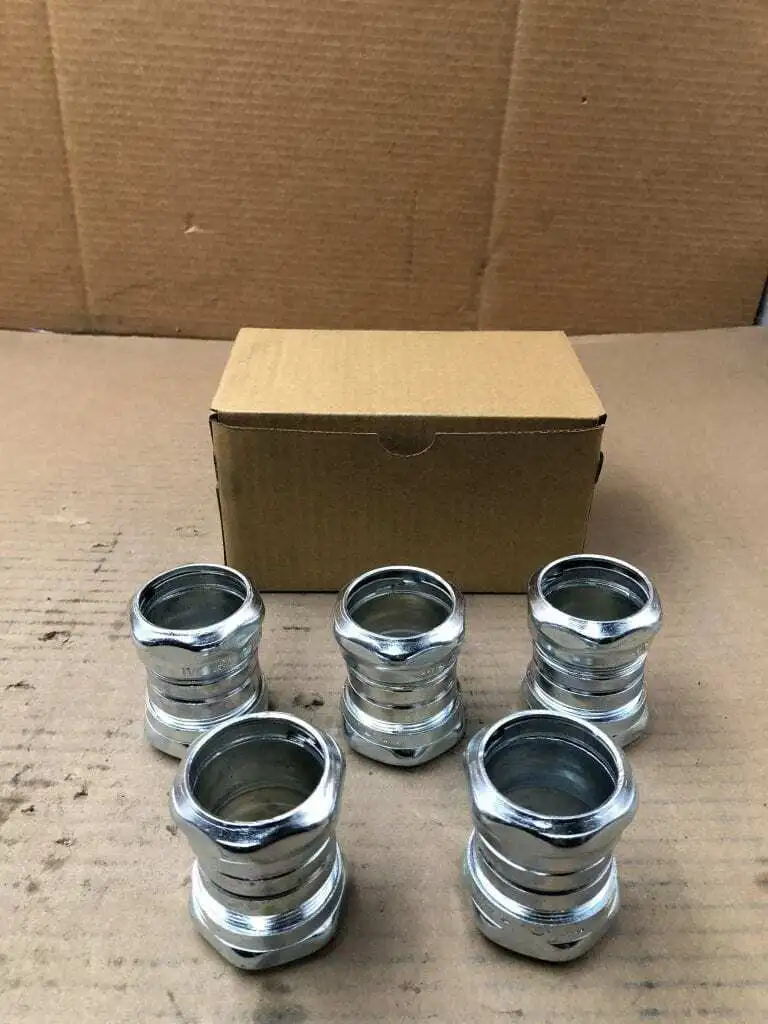 ETP 6125S 1-1/4″ Compression EMT Coupling / Fitting ; Zinc Plated -NIB of 5