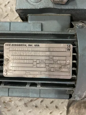 Sew Eurodrive SA37DT30M4ES1S Worm Gear Drive / Speed Reducer 1HP 6.80:1
