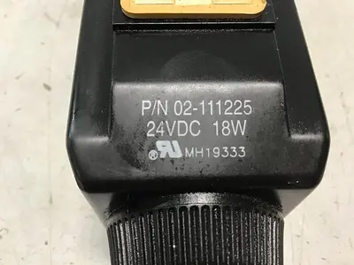 USED VICKERS DG4V-3-6C-M-U-HL7-60-EN594