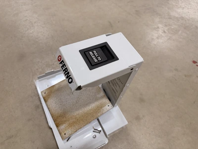 Used FERNO M-200 DEFIBRILLATOR MOUNT Medical Parts Michigan US | Miedema Asset Management Group #1390097