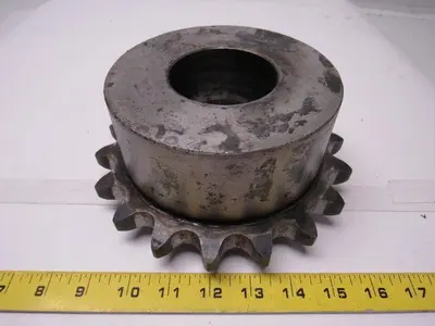 18 Tooth  100 Chain  2-3/4" Smooth Bore W/ built in Locking collar