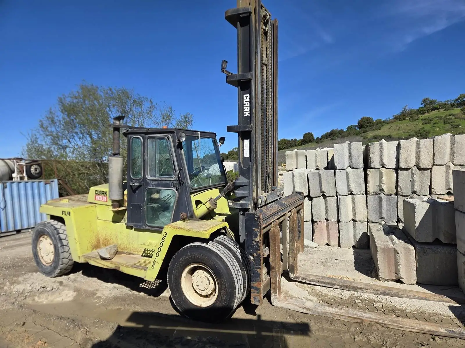 USED 1987 CLARK C500-Y300D