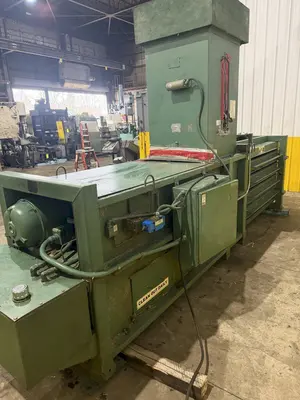 30" X 42" BALEMASTER MODEL #360A CLOSED DOOR HORIZONTAL HYDRAULIC BALER: YOBRO #25089