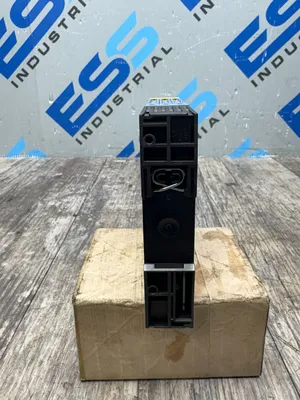 USED SIEMENS 3SK1122-1CB41