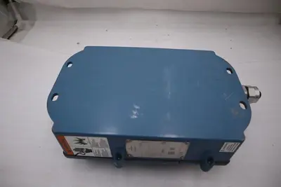Emerson Rosemount 8712 Transmitter Magnetic Flowmeter 8712EMR1A1M4 STOCK H1892