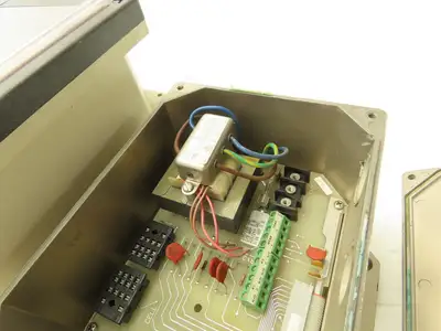 Foxboro 872-20AMS-78 Monitor 872 Series Alarm 0-20 MS/CM 4-20MA 120VAC