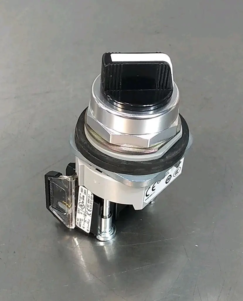 Allen Bradley 800TC-H2A Switch Selector Loc4D7