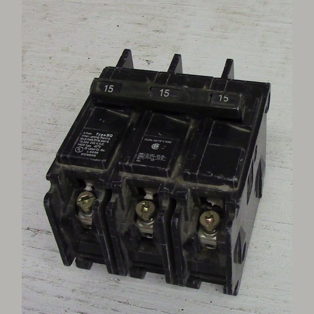 Siemens 3 Pole 15 Amp Bolt-on Breaker