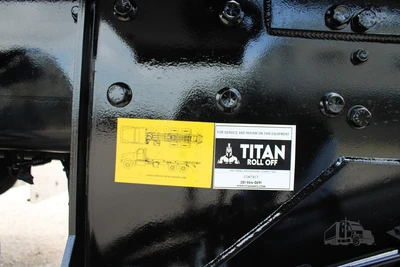 New | in-Stock 2027 WESTERN STAR 47X Hooklifts & Roll-Offs Texas US | Roll Off Truck World #1492010