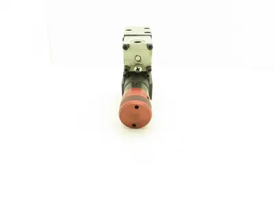 Wandfluh BK4Z40b/ BDRV DA4D/63 Hydraulic Solenoid/Relief Valve Stack