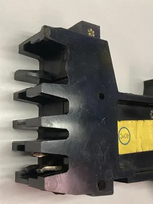 Used SQUARE D FY-14020-A Circuit Breakers | Surplus Asset Holdings #1189486