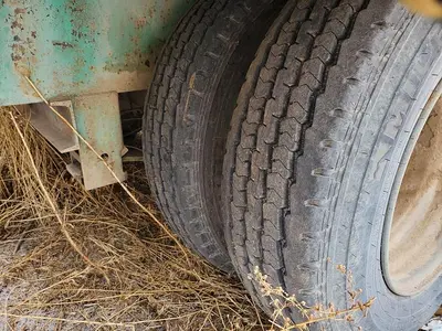 25' Tag Equipment Trailer