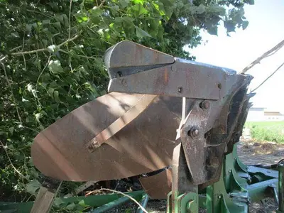 Ace Rollover Plow - 4 Bottom