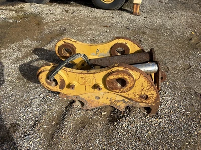 Used 2014 CATERPILLAR CB LINKAGE Misc Construction Attachements Tennessee US | Moore Equipment #1517387