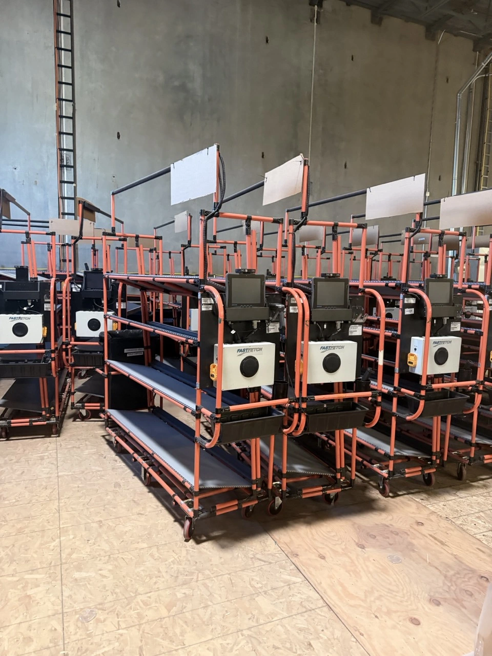 USED 2022 FAST FETCH D2C FULFILLMENT SYSTEM