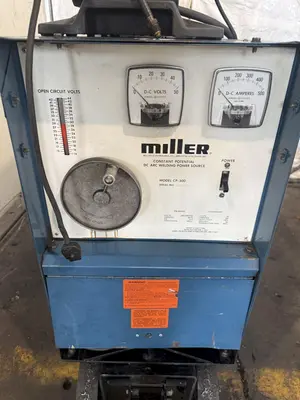 USED MILLER CP–300