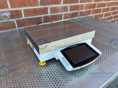 USED SARTORIUS CUBIS MCA70200S-2S00-0 PRECISION HIGH-CAPACITY BALANCE, 70,200 G X 1 G