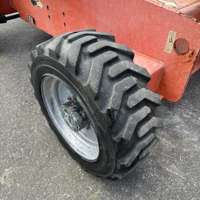 USED 2015 JLG 600S