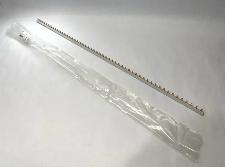 Used ALLEN-BRADLEY SER. A FUSE HOLDER BUS BAR 1-POLE 57-PIN Bus Bars & Plugs Michigan US | Maverick Industrial Sales #1090921