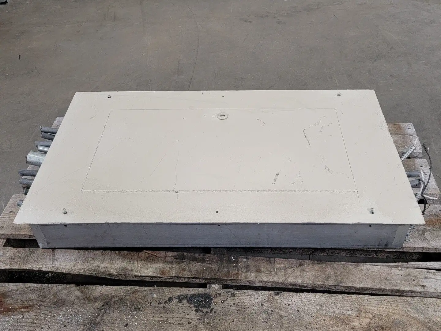 USED ELECTRIC PANEL NLAB32