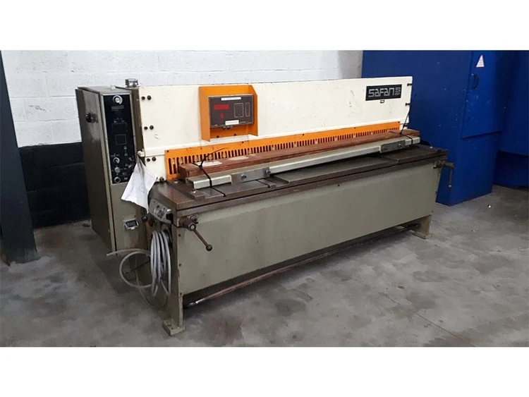 Used SAFAN VS 2050 X 3 MM Sheet Metal Shears | Apt International N.V #365139