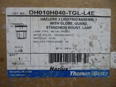 Thomas & Betts DH010H040-TGL-L4E Hazlux 3 Lighting Assembly New NIB