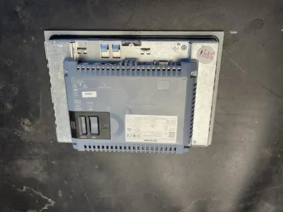 USED SIEMENS 6AV2124-0JC01-0AX0