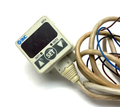 Used SMC SMC Digital Pressure Switch Pressure Switches Michigan US | Maverick Industrial Sales #1460518