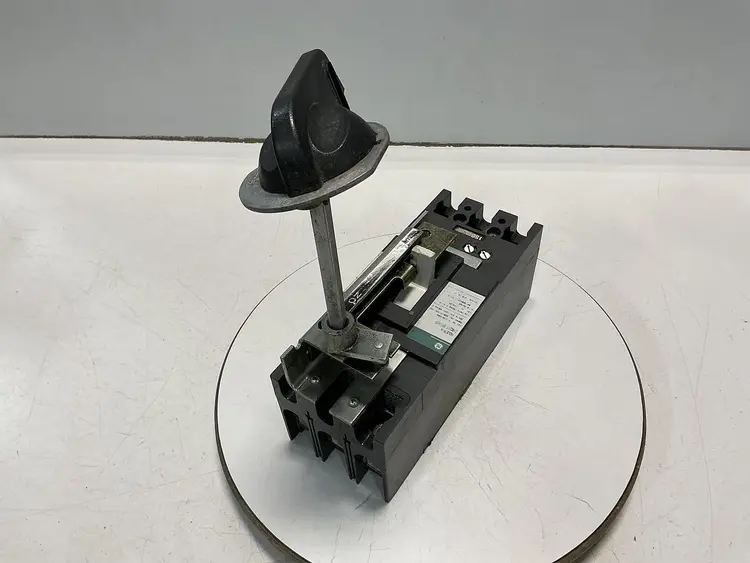 Used GE TFJ236150WL Circuit Breakers Michigan US | Ideal Machinery #692850