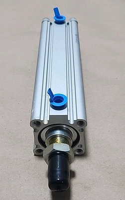 NEW SMC CDQ2D32-125DCMZ