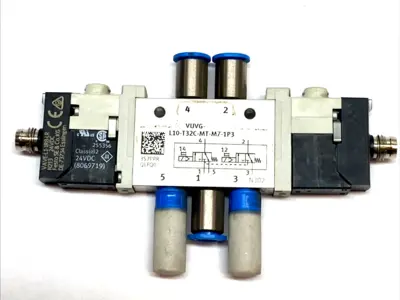 Used Festo Dual 3/2 Solenoid Valve 24VDC w/ VAVE-L1-1R8-LR Solenoid Valves Michigan US | Maverick Industrial Sales #1398145