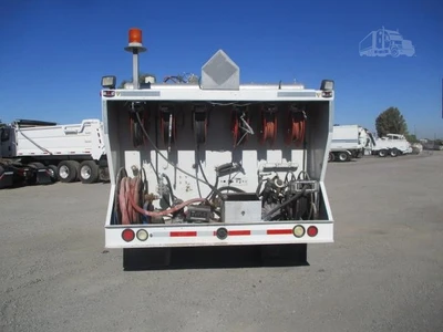 Used 2000 PETERBILT 330 Fuel & Lube Trucks Arizona US | Tuscon Trux & Equipment Sales #1546055
