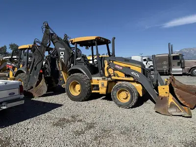 USED 2017 JOHN DEERE 410L
