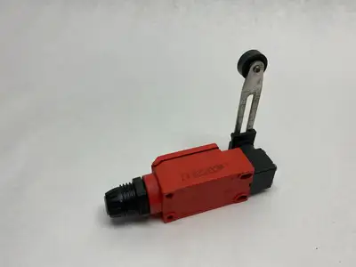 USED ALLEN-BRADLEY SER. A GUARDMASTER SAFETY LIMIT SWITCH 240V IP66