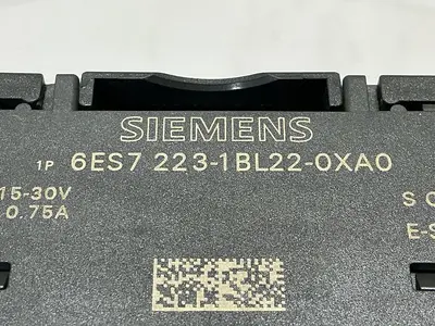 USED SIEMENS 6ES7 223-1BL22-0XA0