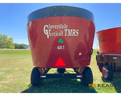 Used CLOVERDALE _UNKNOWN_ Feeder Wagons Iowa US | Keast Enterprises #1360120