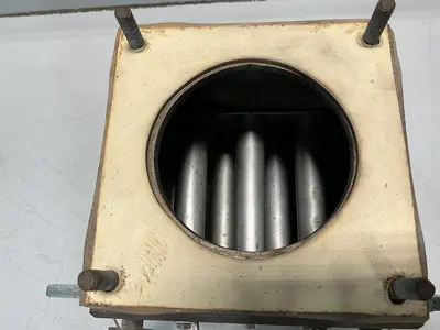 USED METAL FABRICATOR NO MODEL / NO TAG