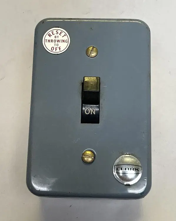 New | in-Stock CLARK RL-11 Industrial Controls Ohio US | Surplus Asset Holdings #1243652