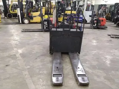 USED 2021 LINDE EWR30