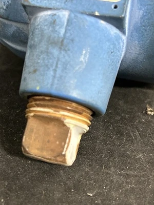 USED Dwyer 679-0