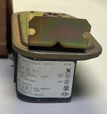 Used JOHNSON CONTROLS P32AC-1C HVAC Parts and Equipment | Surplus Asset Holdings #1203717