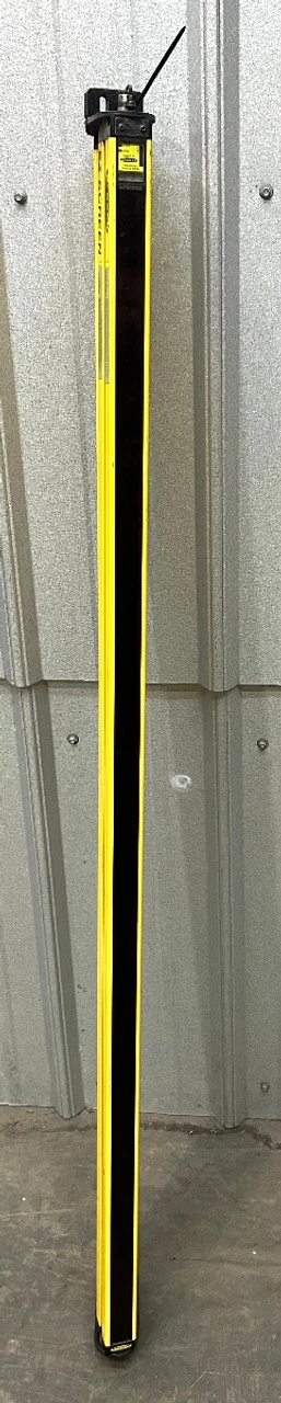 USED BANNER SLSCE30-1200Q8