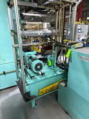 USED 2005 SUPFINA 721-1