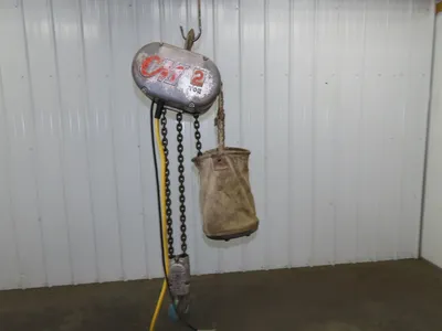CM Lodestar RR Electric Chain Hoist 2 Ton 16 FPM 27' Lift  575 Volt 3PH