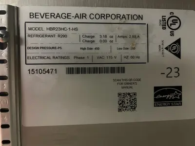 Used Beverage Air Used 27" Beverage-Air HBR23HC-1-HS Half Door Reach-In Refrigerator 115V - WO1 Refrigerators Illinois US | Falcon Restaurant Supply #1375257