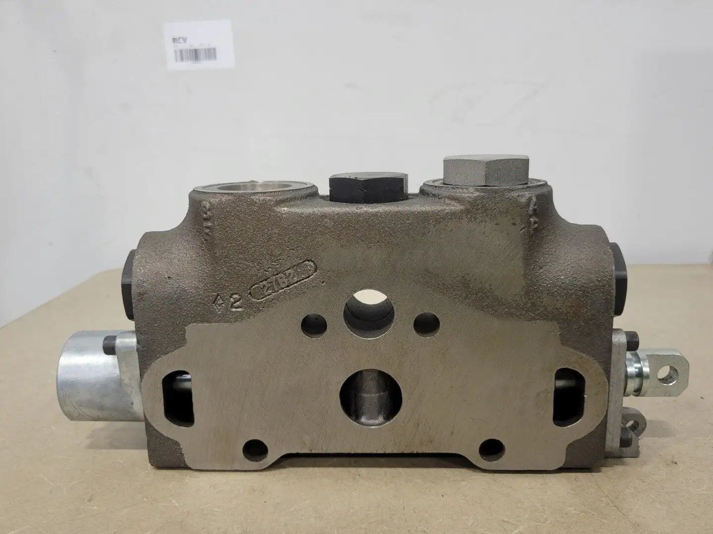 Hydraulic Valve Section 27B2